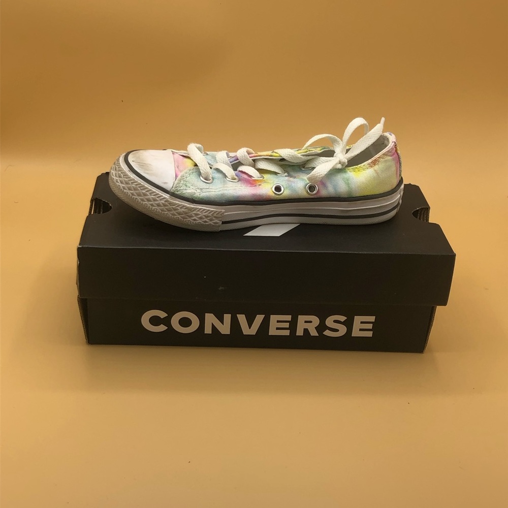Converse ALL STAR White/Multicolor Youth/Kids Size 13Y